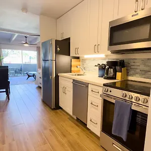 Apartment Bay Surf 130- Garden View Studio, Free Parking, Kihei